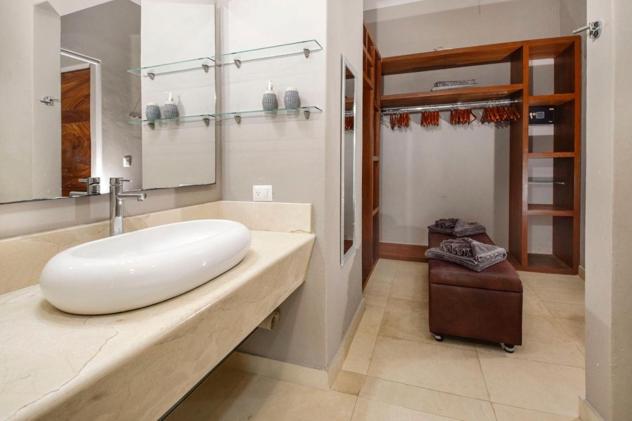 Deck 12 Unit 202 With Stunning Ocean Views Czd202 Holiday home