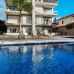 Deck 12 Unit 202 With Stunning Ocean Views Czd202